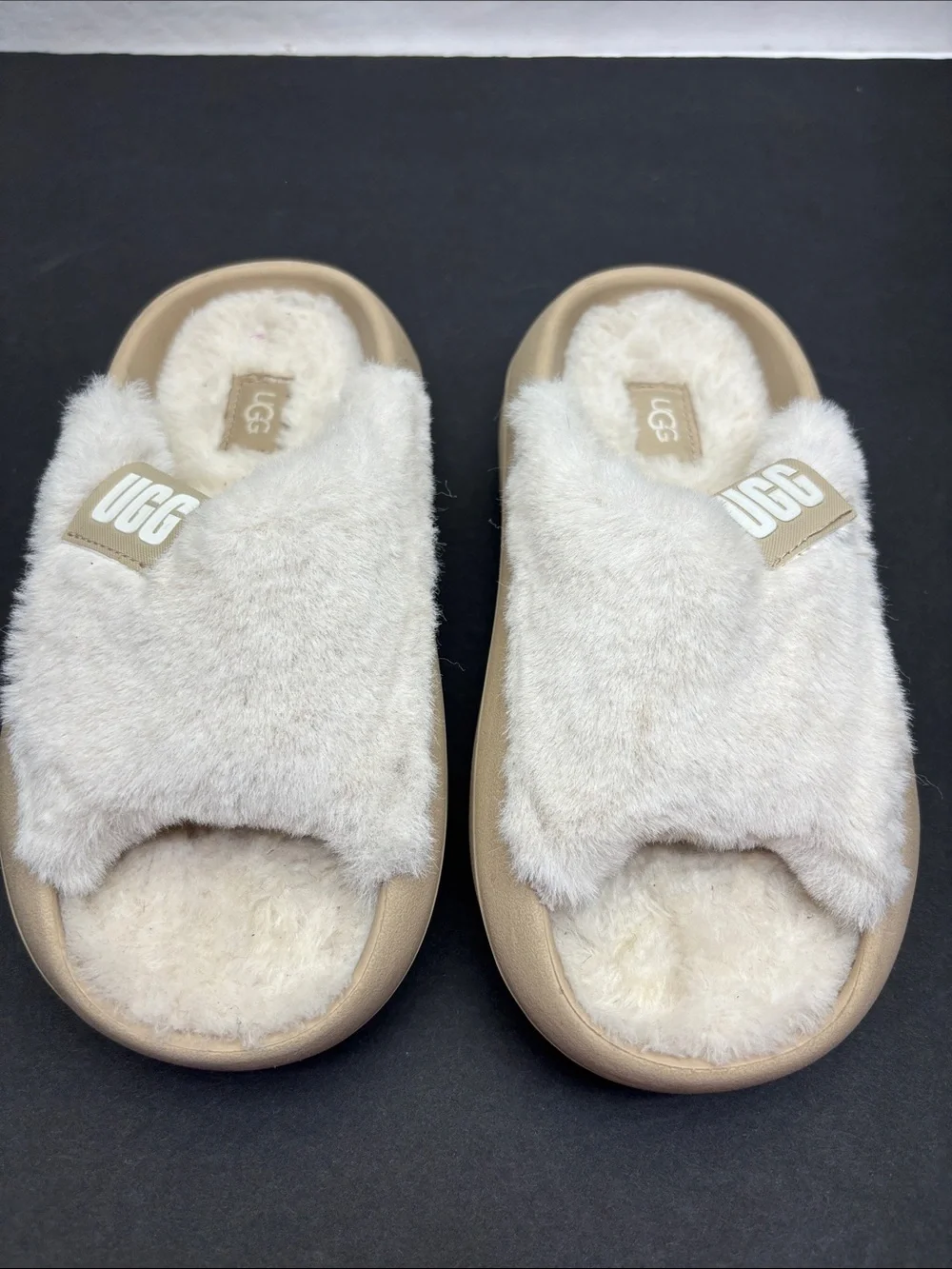 UGG Cozy Slide Slipper - Cream Faux Fur (Kids), SZ 5 big girl, box 2G